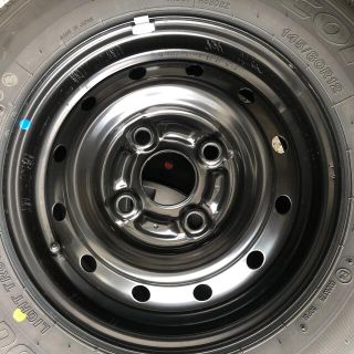 スズキ エブリー純正 12インチ 夏用タイヤ+スチールホイール＋ホイールキャップ