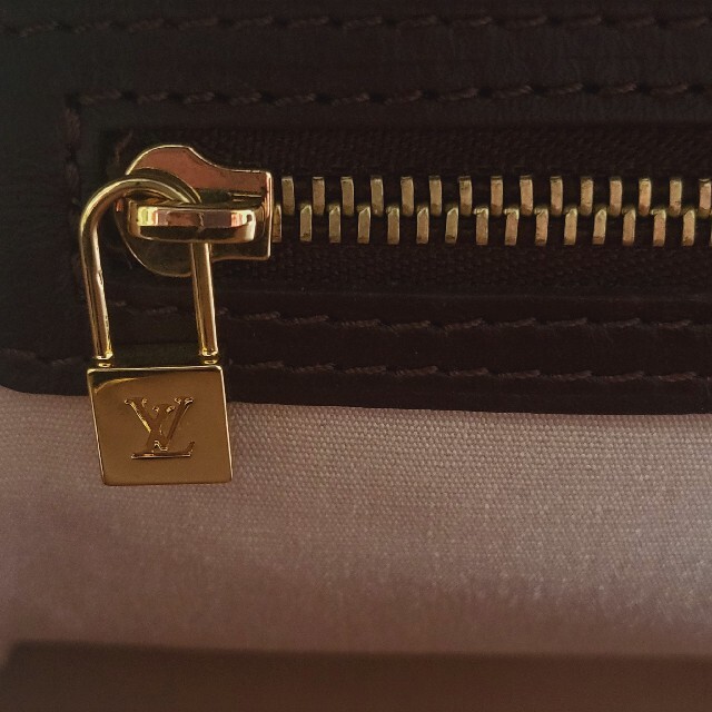 LOUIS VUITTON(ルイヴィトン)のルイヴィトン ジョセフィーヌ 赤 美品 M92216 レディースのバッグ(ハンドバッグ)の商品写真
