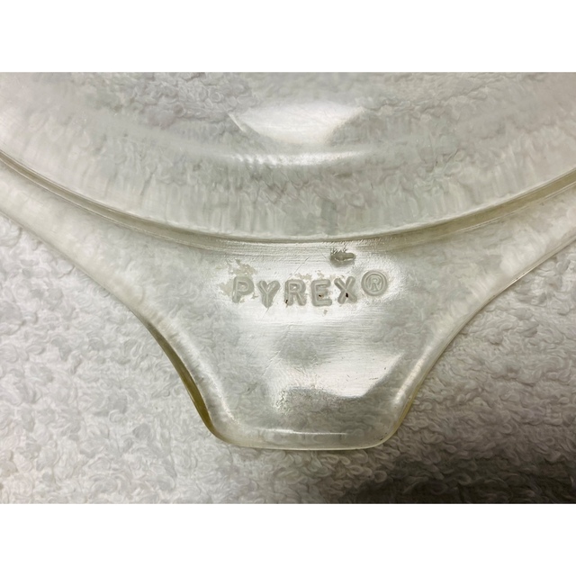 Pyrex(パイレックス)のオールドパイレックス スノーフレーク　キャセロール（ブルー） 蓋付き インテリア/住まい/日用品のキッチン/食器(食器)の商品写真