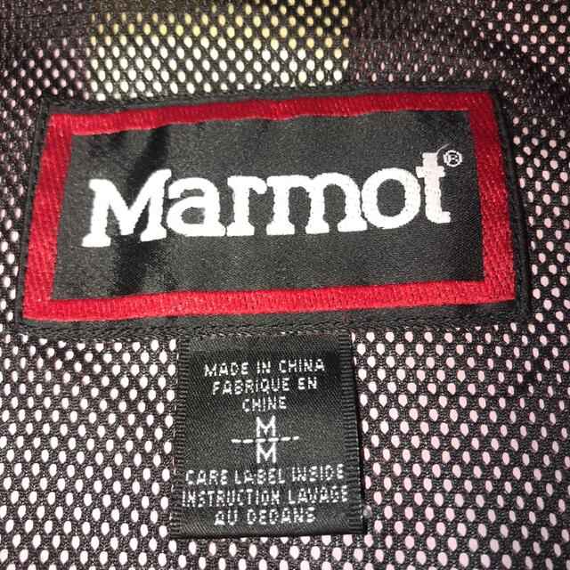 MARMOT(マーモット)のマーモット　マウンテンパーカー　Ｌ メンズのジャケット/アウター(マウンテンパーカー)の商品写真