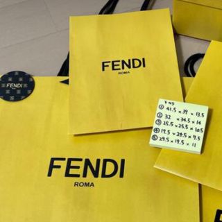 フェンディ(FENDI)のモアナラニ様専用ページ(ショップ袋)