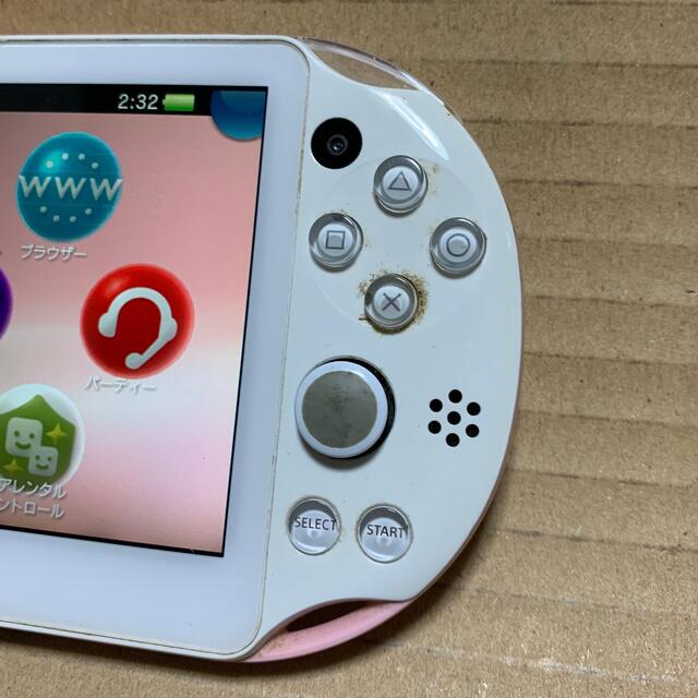 PSvita PCH-2000 本体1台　USEDジャンク品 エンタメ/ホビーのゲームソフト/ゲーム機本体(携帯用ゲーム機本体)の商品写真