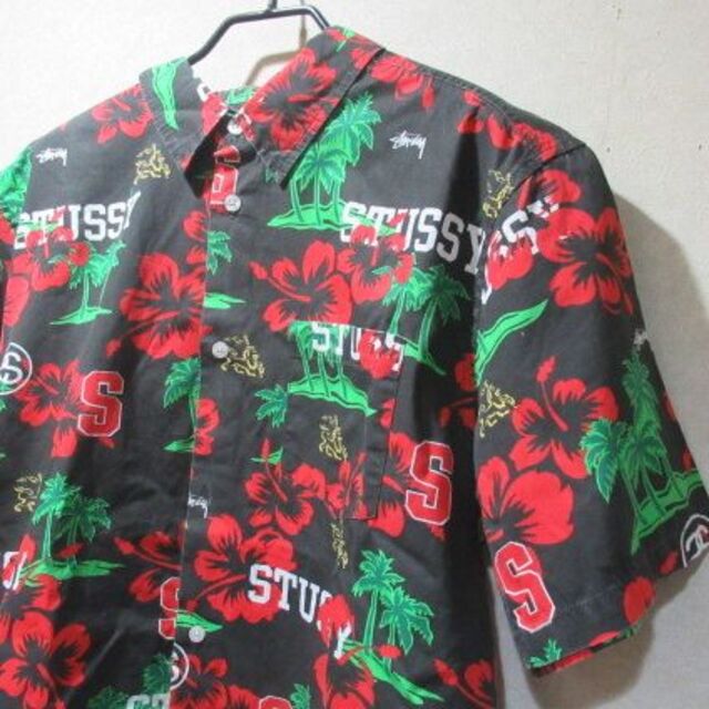 新品未着用　　STUSSY   花柄　総柄　アロハシャツ