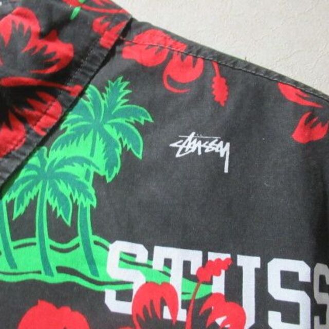 STUSSY(ステューシー)の【入手困難】総柄　ステューシーアロハシャツ半袖シャツ花柄ハイビスカ メンズのトップス(シャツ)の商品写真