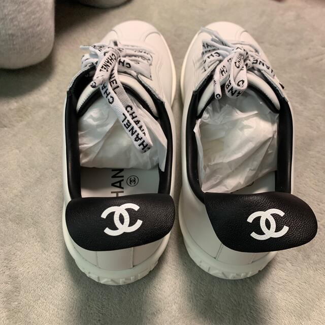 CHANEL(シャネル)の♡lemonさん専用♡    CHANEL シャネル　スニーカー　37 レディースの靴/シューズ(スニーカー)の商品写真