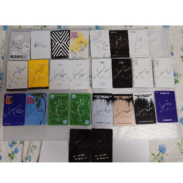 EXO シウミン トレーディングカード25枚セット エンタメ/ホビーのタレントグッズ(アイドルグッズ)の商品写真