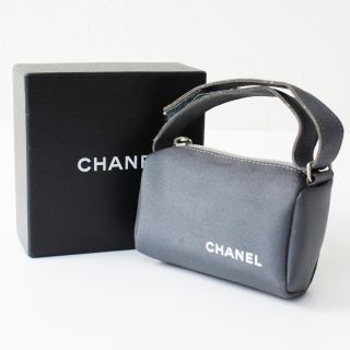 シャネル(CHANEL)のCHANEL シャネル ミニポーチ/グレー【2400012964426】(ポーチ)