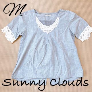 フェリシモ(FELISSIMO)の【美品】Sunny Clouds レースが可愛らしい　ナチュラル　半袖トップス(シャツ/ブラウス(半袖/袖なし))