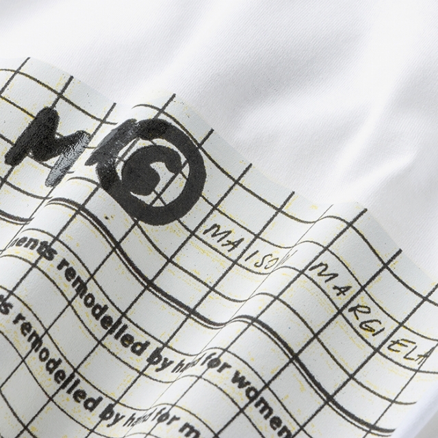 MM6(エムエムシックス)のMM6 Maison Margiela Tシャツ プリント オーバーサイズ レディースのトップス(カットソー(半袖/袖なし))の商品写真