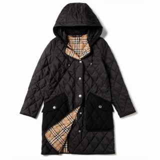 バーバリー(BURBERRY)のBURBERRY フーテッドコート ダイアモンドキルティング アウター(その他)