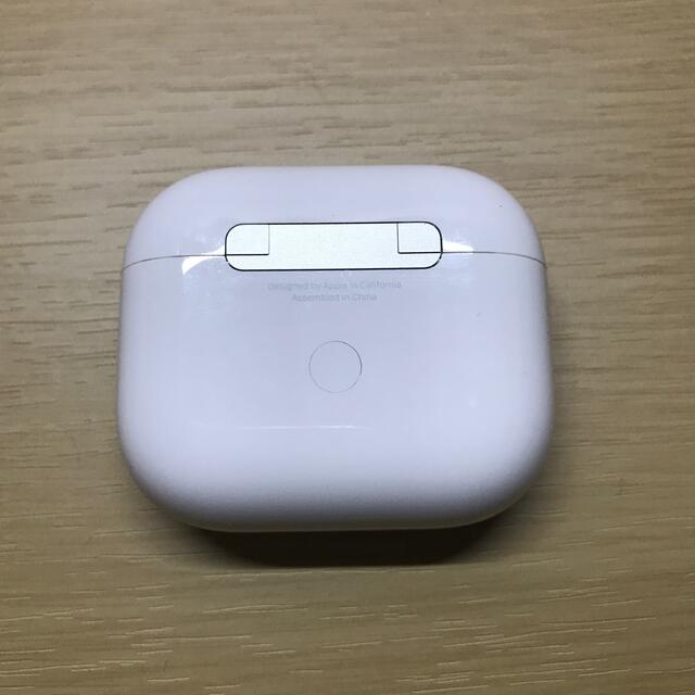 Apple(アップル)のAirPods 第3世代 スマホ/家電/カメラのオーディオ機器(ヘッドフォン/イヤフォン)の商品写真