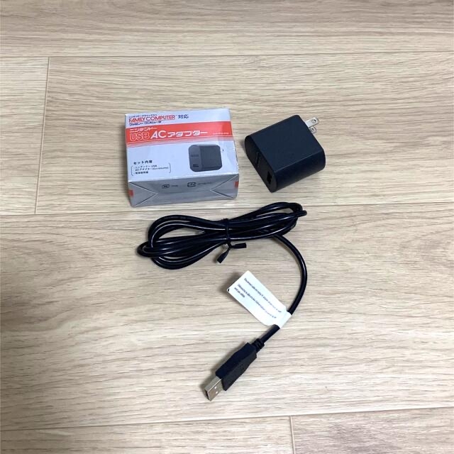 ニンテンドークラシックミニ スーパーファミコンとUSB ACアダプター