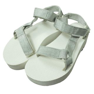 テバ(Teva)のTEVA テバ W FLATFORM UNIVERSAL フラットフォームユニバーサル ストラップサンダル F3015E US5(22cm) SILVER/WHITE 厚底 スポーツサンダル アウトドア シューズ【中古】【TEVA】(サンダル)