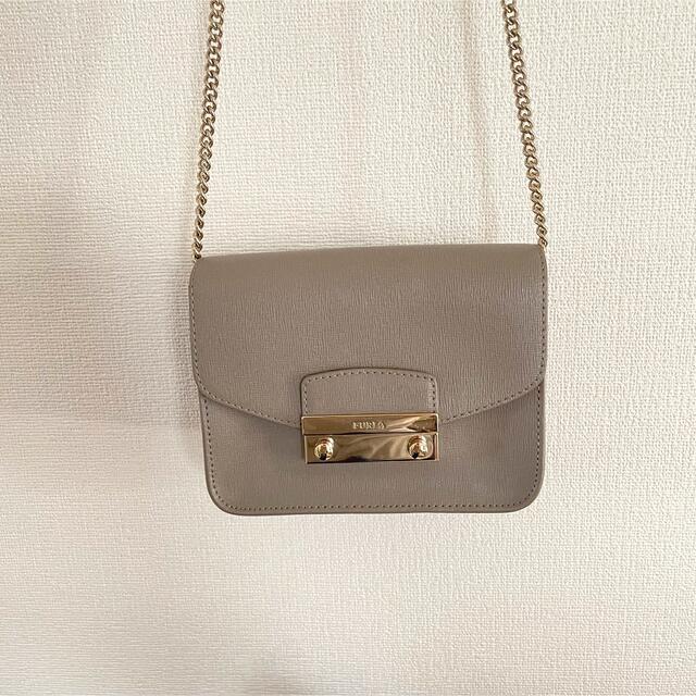 FURLA   メトロポリスショルダーバッグ　グレーレディース