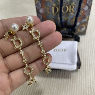 ディオール(Christian Dior) ギフト ピアスの通販 13点 | クリスチャン