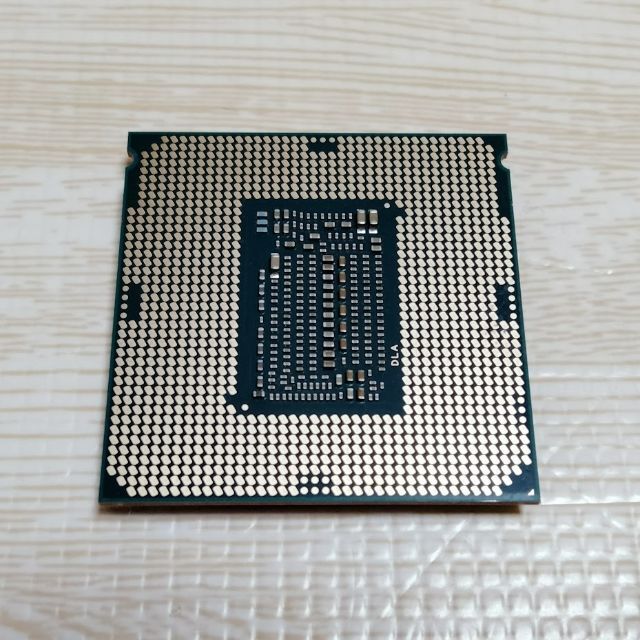 INTEL インテル CPU i7 9700K BX80684I79700K