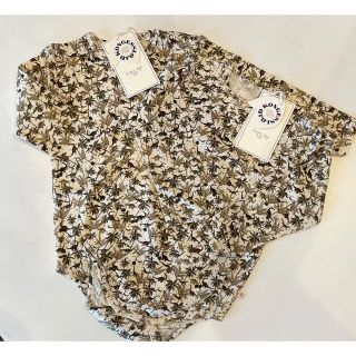 プチバトー(PETIT BATEAU)のコンゲススロイド 恐竜柄かぶりロンパース新品　18m(ロンパース)