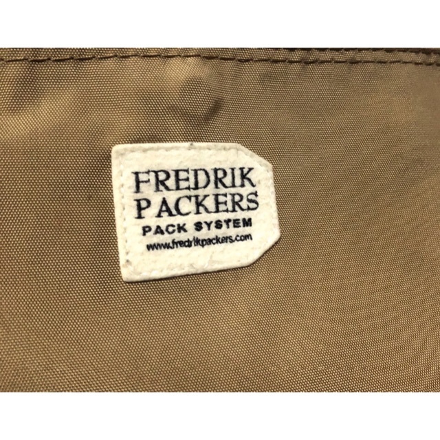 FREDRIK PACKERS(フレドリックパッカーズ)のFREDRIK PACKERS フレドリックパッカーズ サコッシュ ミニショルダ レディースのバッグ(ショルダーバッグ)の商品写真