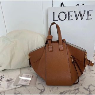 ロエベ 巾着の通販 700点以上 | LOEWEを買うならラクマ