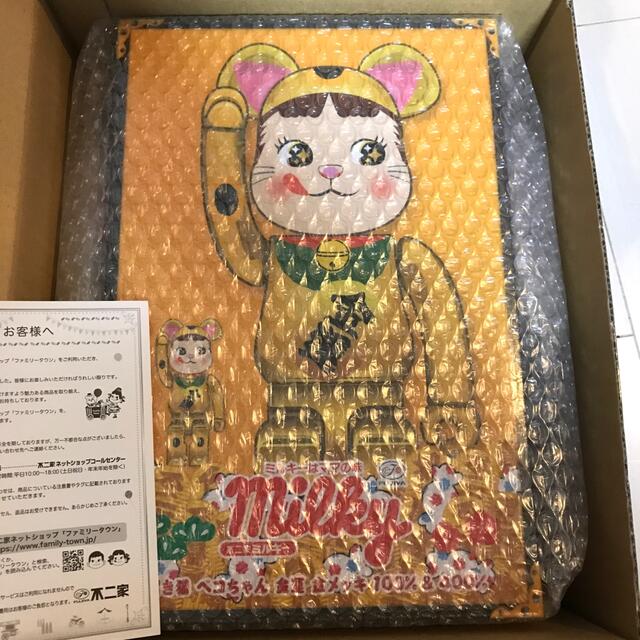 1体BE@RBRICK 招き猫 ペコちゃん 金運 金メッキ 100％ & 400％