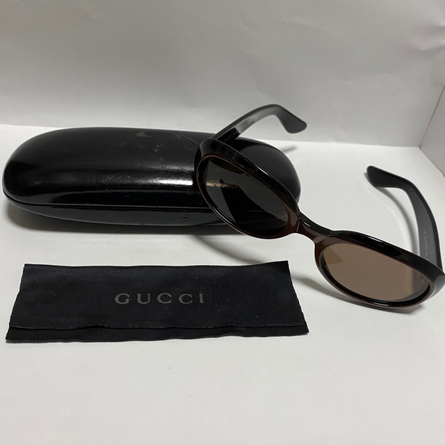 サングラス⊈ Gucci 【美品】ケース入り GUCCI サングラスの - グッチ