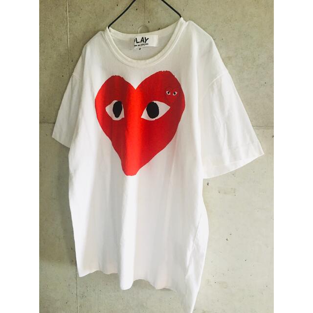 COMME des GARCONS(コムデギャルソン)の【★名作★希少★メンズM】プレイコムデギャルソン ワッペン ホワイト Tシャツ メンズのトップス(Tシャツ/カットソー(半袖/袖なし))の商品写真