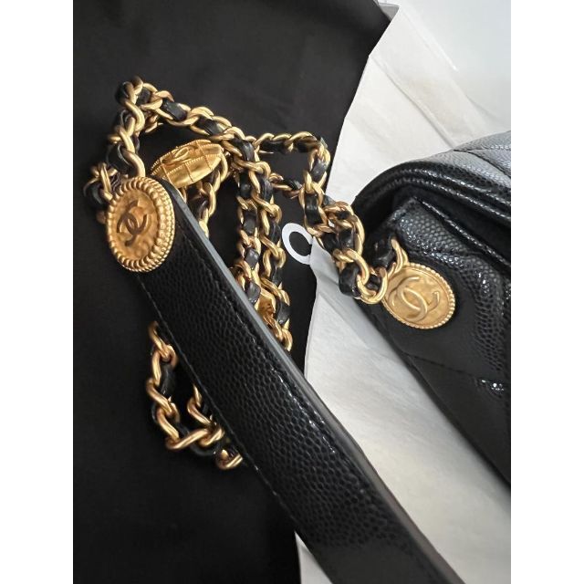 限定20%OFF】 CHANEL - 超人気 ☆ CHANEL 22A ハンドバッグ カーフ