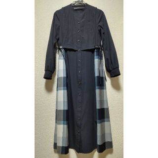 ブルーレーベルクレストブリッジ(BLUE LABEL CRESTBRIDGE)の胸当て付きシャツワンピース(ロングワンピース/マキシワンピース)