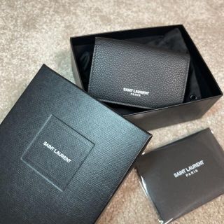 サンローラン(Saint Laurent)の《新品未使用‼️》サンローラン 三つ折財布   付属品あり(財布)