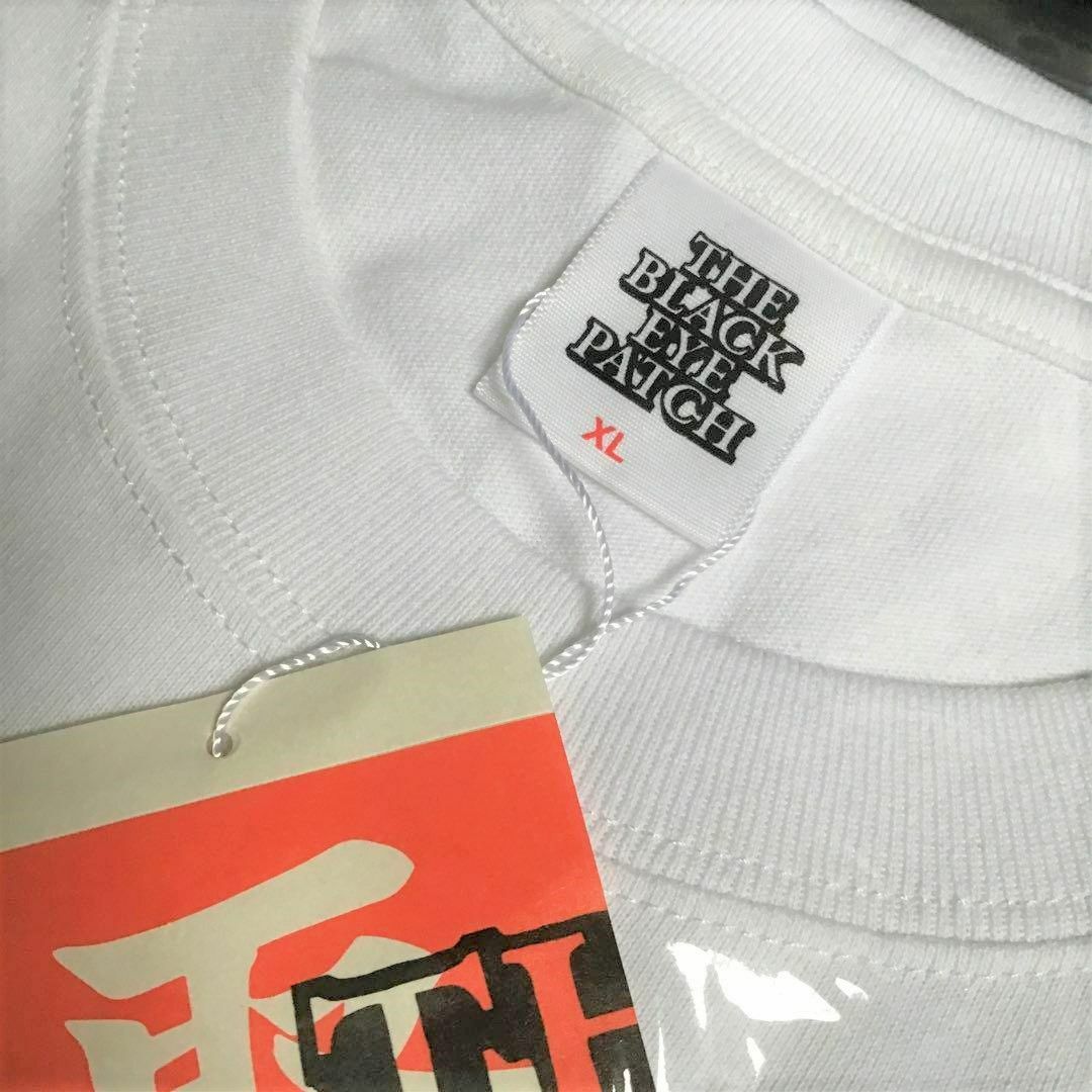 平本蓮着用　XL ブラックアイパッチ 取扱注意 tシャツ　白 メンズのトップス(Tシャツ/カットソー(半袖/袖なし))の商品写真