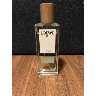 ロエベ(LOEWE)のロエベ 001 ウーマン オードゥパルファム 50ml (ユニセックス)