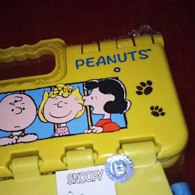 PEANUTS(ピーナッツ)の未開封 スヌーピー ステップチェア 耐荷重80kg 折りたたみ踏み台 イス ① インテリア/住まい/日用品の椅子/チェア(折り畳みイス)の商品写真