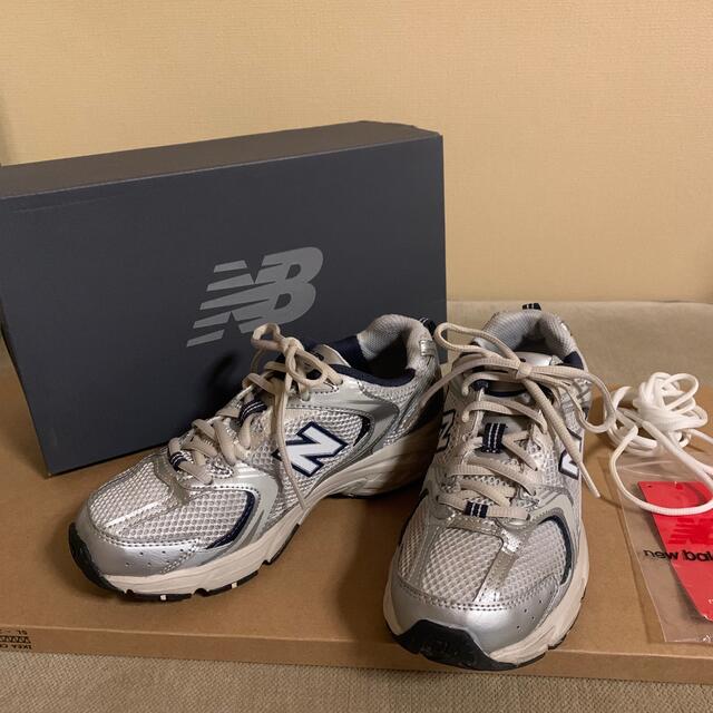 New Balance(ニューバランス)のNew Balance  MR530KA  スニーカー シルバーメタリック レディースの靴/シューズ(スニーカー)の商品写真