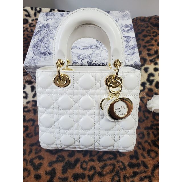 美品 国内正規 2022購入 JIMMY CHOO フォン ケース 灰606M△ ic.sch.id