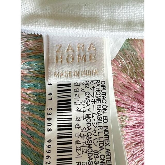 ZARA HOME(ザラホーム)のHANAMICHI様ご専用ザラホークッションカバー2枚組！40×40刺繍が美しい インテリア/住まい/日用品のインテリア小物(クッションカバー)の商品写真