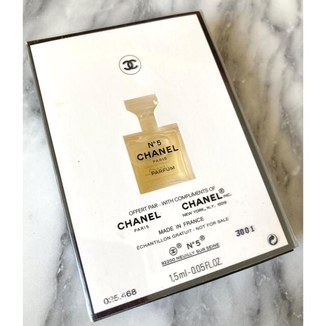 CHANEL 香水サンプル　＆　空箱　＆　ショッパー 5