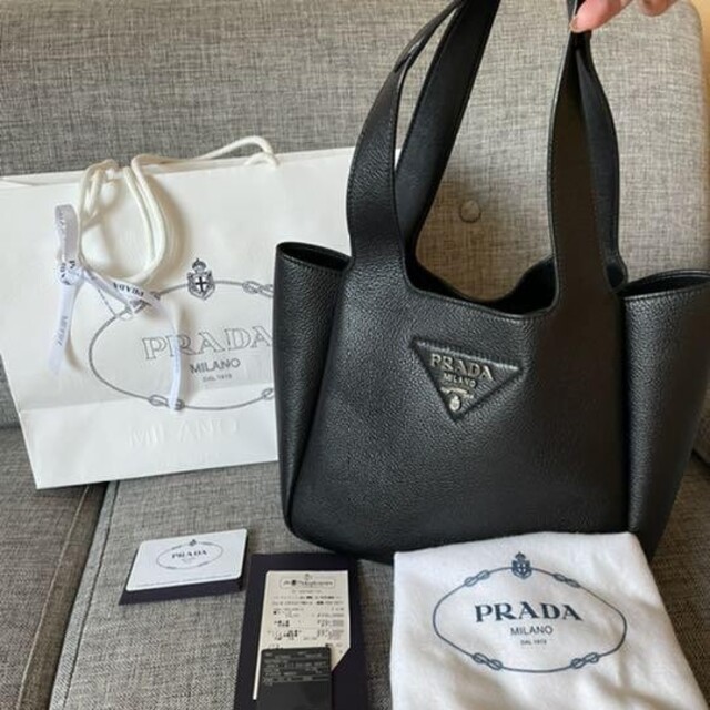 【正規品質保証】 PRADA 限定価格PRADAレザートートバッグ美品 - ハンドバッグ