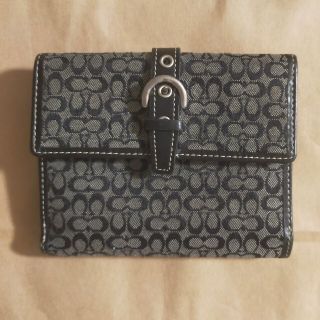 コーチ(COACH)の【れい♡SHOP様専用】COACH二つ折り財布　シグネチャー(財布)