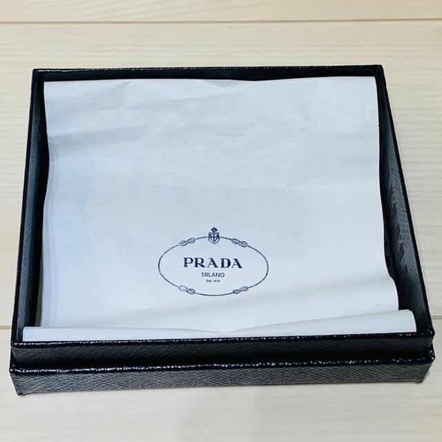 PRADA 空箱 レディースのバッグ(ショップ袋)の商品写真