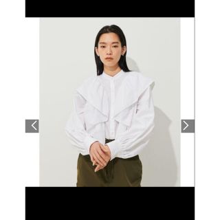 ビューティアンドユースユナイテッドアローズ(BEAUTY&YOUTH UNITED ARROWS)のN.O.R.C ノーク　フリルブラウス　新品(シャツ/ブラウス(長袖/七分))