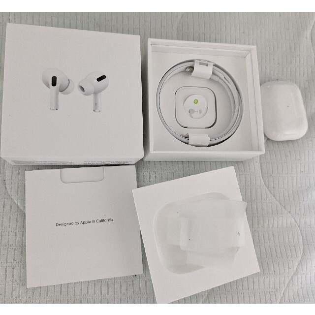 APPLE AirPods Pro ノイズキャンセリング付完全ワイヤレスイヤホン