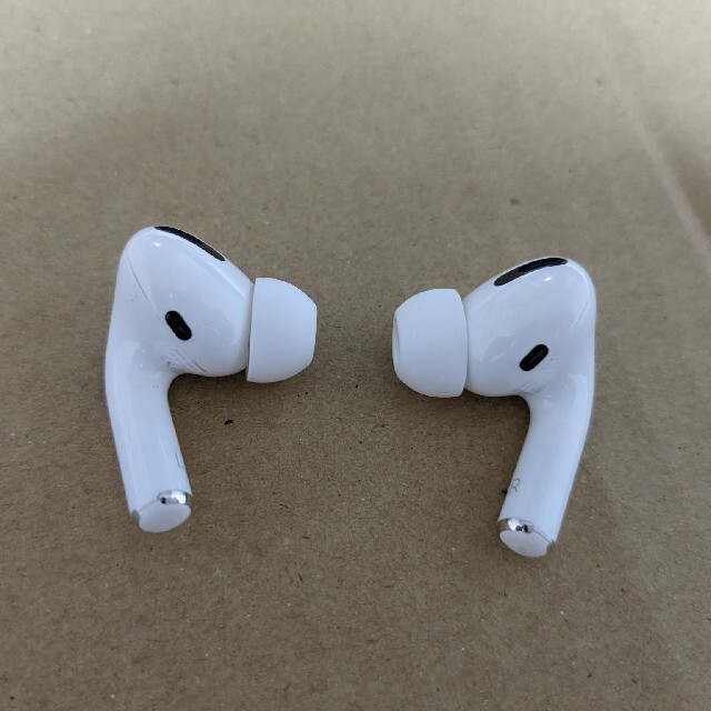 APPLE AirPods Pro ノイズキャンセリング付完全ワイヤレスイヤホン