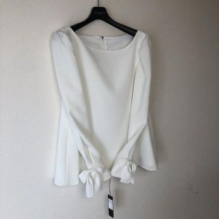 フォクシー(FOXEY)のフォクシー　2022  “BLOUSE  CALIN“  42サイズ  未使用(シャツ/ブラウス(長袖/七分))