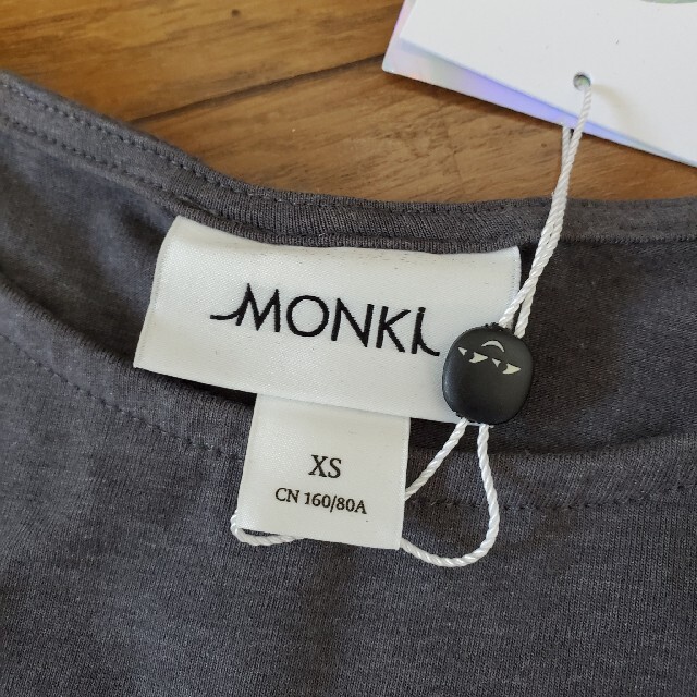 Monki(モンキ)の【新品】MONKI シンプル タイトワンピ 【新品】 レディースのワンピース(ひざ丈ワンピース)の商品写真