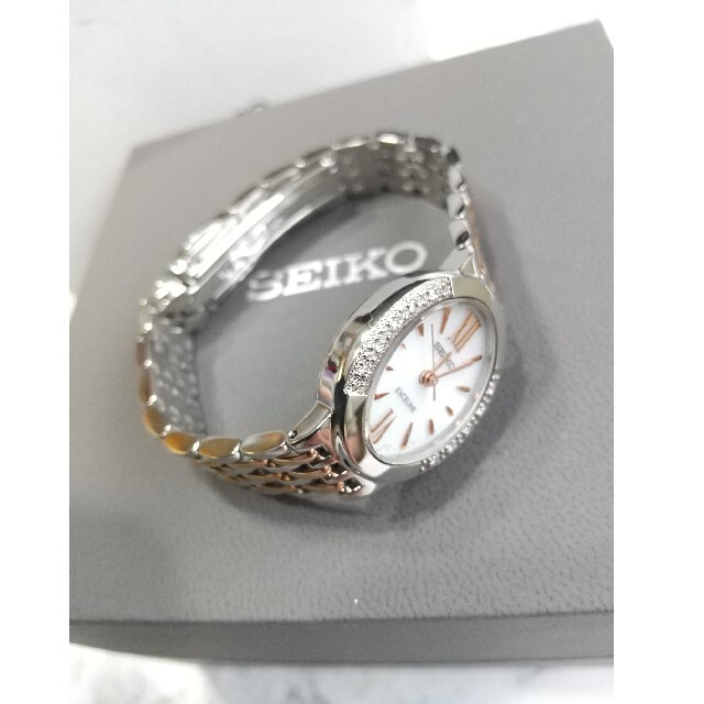 SEIKO(セイコー)のごん様専用 セイコー エクセリーヌ ソーラー 美品 10Pダイヤモンドレディース レディースのファッション小物(腕時計)の商品写真