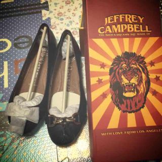 ジェフリーキャンベル(JEFFREY CAMPBELL)の★ジェフリーキャンベル❤︎ チェーン フリンジ パンプス 新品未使用(バレエシューズ)