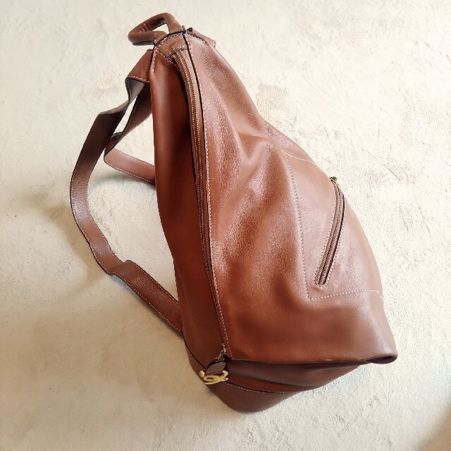 LOEWE - LOEWE ANTON BACKPACK BROWN ※傷ありの通販 by yunomi's shop