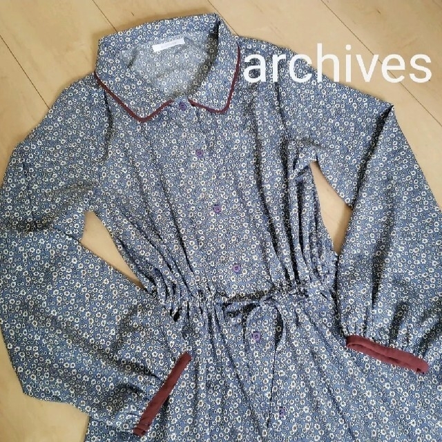 archives(アルシーヴ)のarchives 定価8140円 襟  衿  配色付 小花柄 ロングワンピース レディースのワンピース(ロングワンピース/マキシワンピース)の商品写真