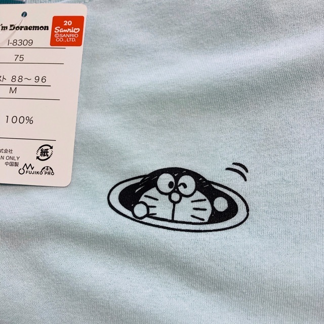 サンリオ(サンリオ)のドラえもん Tシャツ Mサイズ どこでもドア バックプリント 水色 メンズのトップス(Tシャツ/カットソー(半袖/袖なし))の商品写真