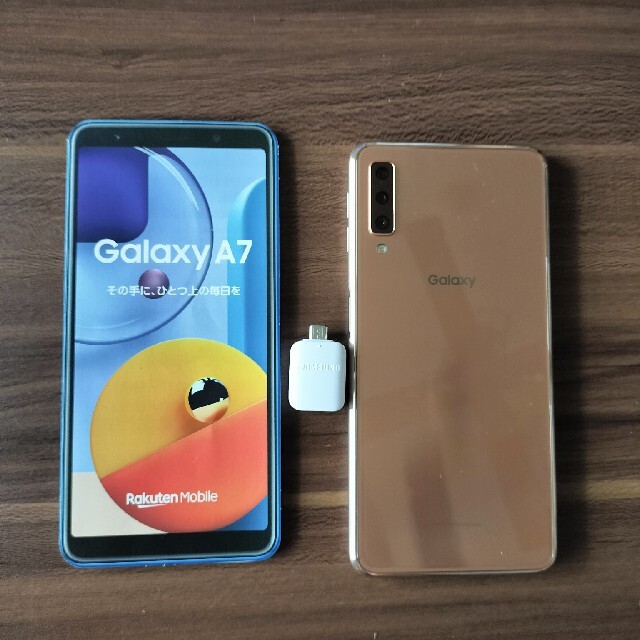 Galaxy(ギャラクシー)のSAMSUNG Galaxy A7 ゴールド SM-A750C スマホ/家電/カメラのスマートフォン/携帯電話(スマートフォン本体)の商品写真